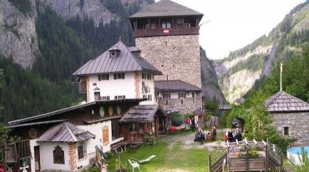 منتجع (باد كاستاين)..منتجع النبلاء في فترة الامبراطورية النمساوية...  منتجع الرومان والكيلخيين والقياصرة