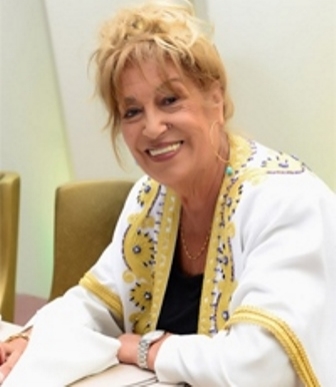 الفنّانة الكبيرة “منى واصف” : حلمي أن أجسِّد دور (أنديرا غاندي)