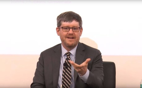 ستیف لوتس: يجب التأكيد على القطاع المالي والمصرفي في العراق وإقليم كوردستان