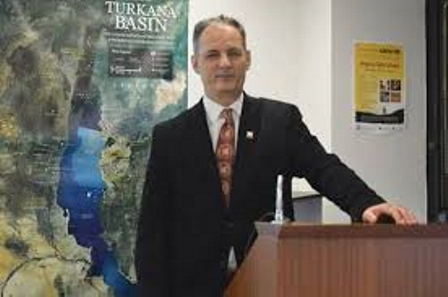 وزير الثقافة والسياحة والآثار العراقي : أطمح لتحويل الوزارة  من وزارة موظفين إلى وزارة مثقفين