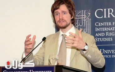 البروفيسورمايكل دريسين ل (كولان): امريكا لديها القوة ولكنها لا تمتلك الأرادة، و لو جمعت بين القوة و الأرادة لأستطاعتْ أنْ تكرّر في سوريا ما فعلتْه في ليبيا