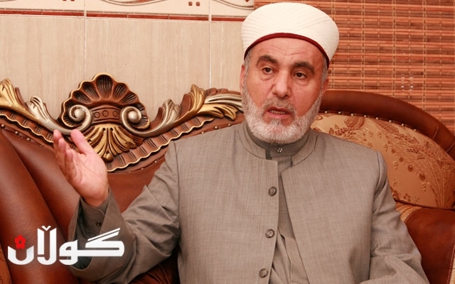 إمام و خطيب جامع الحاج جمال في أربيل :سنكون بيشمركة البارزاني و سنده الأمين إلى أن يحقق هدفه الأسمى .