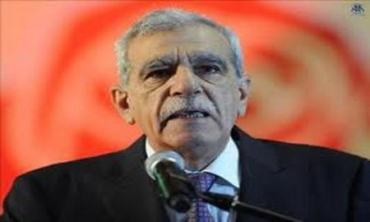 Ehmed Tirk: Bombebaran Baweriya Ji Bo Aşitiyê Lewaz Dike