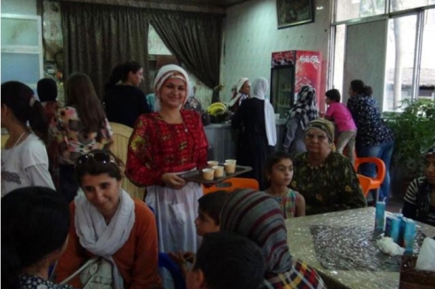 Efrîn: Kafîterya taybet a jinan hate vekirin
