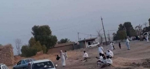 Parlementerekî kurd: Parêzgarê Kerkûkê bi temamî piştevaniya ereban dike bo zeftkirina zeviyên kurdan