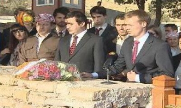 Xwendekarên Almanî Û Nemsawî Serdana Mezara Nemiran Kirin