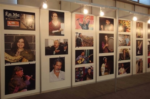 Suer bi pêşangeha ’’Ên Me’’ li faura pirtûka ye