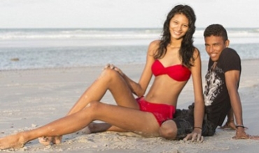 Dirêjtirîn keça cîhanê û hezkiriye xwe