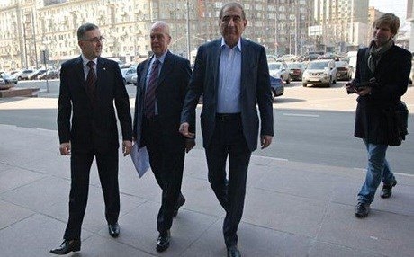 Hikûmet û dijbereya Sûriyê di civînê de ne