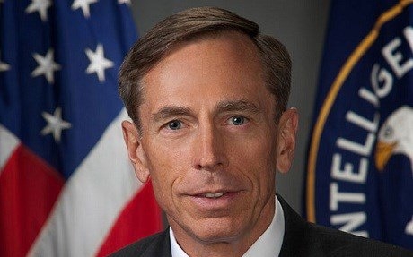 Petraeus: Li Iraqê metirsiya rasteqîn Heşdul Şeibî ye
