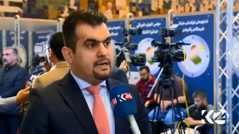 Perlemanterekî Kurd: Me fişarên xwe li ser Ebadî zêde kirine