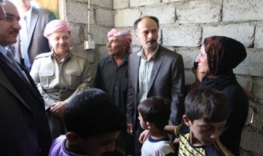 Serok Barzanî serdana wargeha koçberên Suriye li komelgeha Domîz kir (hat nûkirin)