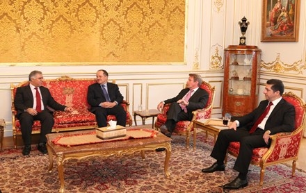 Balyozê Iraq li Fransa şîvek ji bo Serokê Herêma Kurdistanê rêk xist