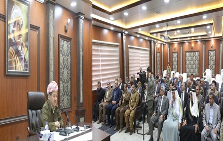 Serok Barzanî li gel kesayetiyên Turkmenên devera Tele'fer civiya