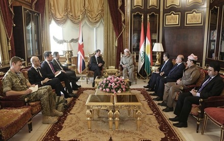Serok Barzanî pêşwaziya Wezîrê Karubarê Encûmena Wezîrên Brîtanya yê kir