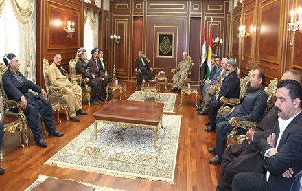 Serok Barzanî pêşwaziya hejmarek kesayetî û rihspiyên devera Silêmanî û Germiyan kir