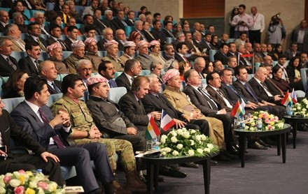 Serok Barzanî beşdarî li rêwresma salvegera koça dawî ya Danielle Mitterrand kir