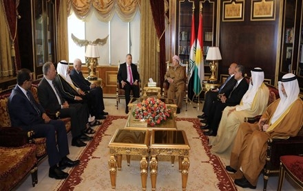 Serok Barzanî pêşwaziya şandekî hevbeşa Konsol û Nûnerên welatên Erebî li Hewlêrê kir