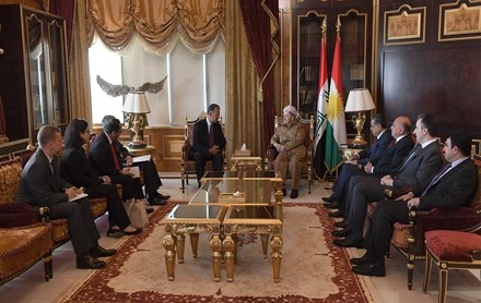 Serok Barzanî pêşwaziya şandekî Balyozxaneya Amerîka li Iraqê kir