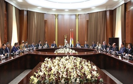 Serok Barzanî li gel Parêzger û Encûmena Parêzgerê Musilê civiya