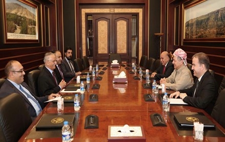 Serok Barzanî pêşwaziya şandekî Tevgera Demokrata Aşurî kir