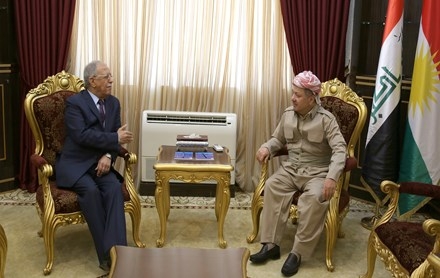 Serok Barzanî pêşwaziya Fexrî Kerîm kir