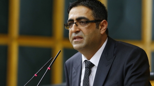 Sizaye parlementerê HDPê Îdrîs Baluken hat pesendkirin