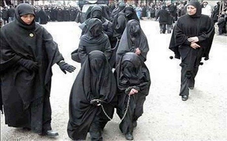 DAIŞê 104 jin sinet kirin