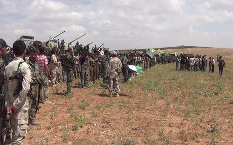 Volkana Ferat du grûbên xwe ji Kobanî derxist