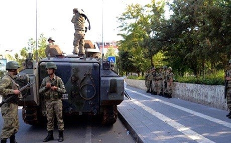 Amed – Li 4 deveran herêmên leşkerî û qedexe hatin ragihandin