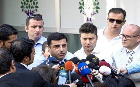 Demîrtaş: PKK ji bo diyalogê amade ye