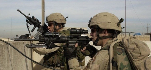 Hêzeke taybet ên Amerîka derbasî Rojavayê Kurdistanê bûn