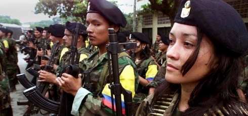 Piştî 50 salan şer: Kolombiya û gerîllayên FARCê li hev kirin