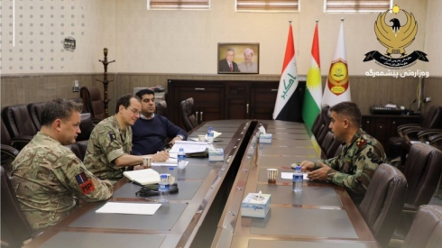 Şandeke leşkerî ya Brîtanî serdana wezareta pêşmerge kir