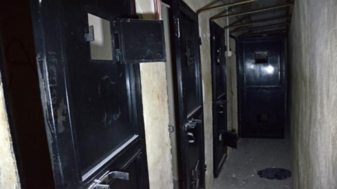 Li Efrînê 20 girtîgehên nehênî yên eşkencedanê hene