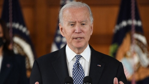 Biden pêşwazî li danûstandinên nerasterast ên Tehran û Washingtonê dike