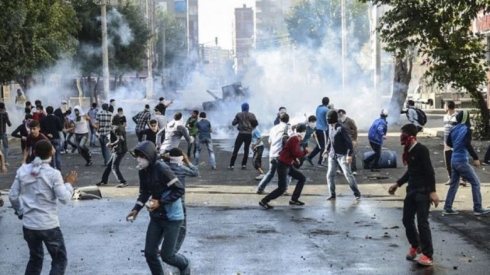 Li ser bûyerên Kobanê Demîrtaş û Yuksekdag û 106 kesên din tên darezandin