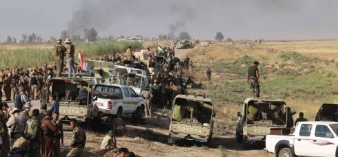 Bi sedan kes ji dest DAIŞê reviyan û xwe radestî pêşmerge kirin