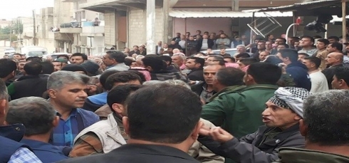 Di xwepêşandana Dêrkê de alozî derket