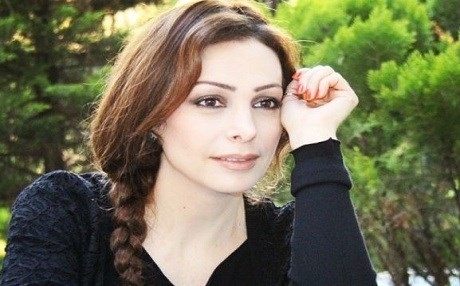 Hunermendek ereb li ser Alan Kurdî stranek got