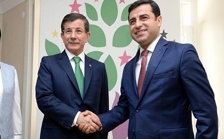 Çima Davûdoglu civîn bi Demîrtaş re betal kir?