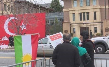 Kurd li dijî dewleta Tirk rabûn, tirk jî li dijî PKKê!