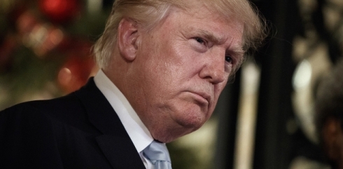 Senatorê Amerîkî: Trump vê gelek zêdetir li Obama piştevaniya Kurdan bike