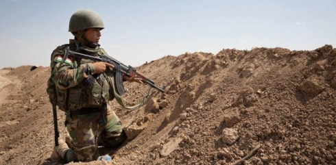 Dîwarekî Konkirîtî li ser sînorê navbera Herêma Kurdistanê û navçeyên Ereban de tê ava kirin