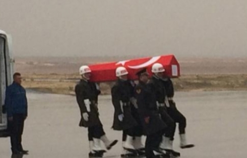 Artêşa Tirkiyê: Heta niha tenê serbazekî me di şerê Efrînê de hatiye kuştin!