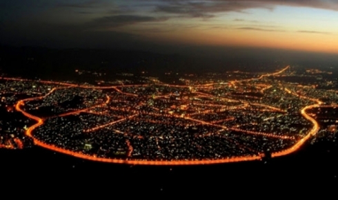 Li Silêmaniyê hostayekî karkerekî Rojavayî da ber kêran û kuşt