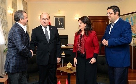 Şert û mercên HDPê û AK Partiyê bo pêvajoya aştiyê