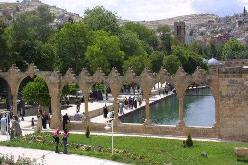 Welatî bi qeflan serdana Gola Masiyan dike