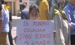 Li Amedê xwepîşandanek li dijî PKKê hate organîze kirin 