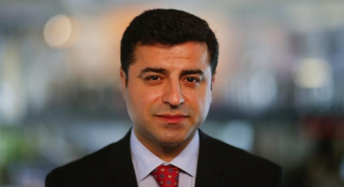 Girtîna Demirtaş ya di girtigehê de ne yasayî ye
